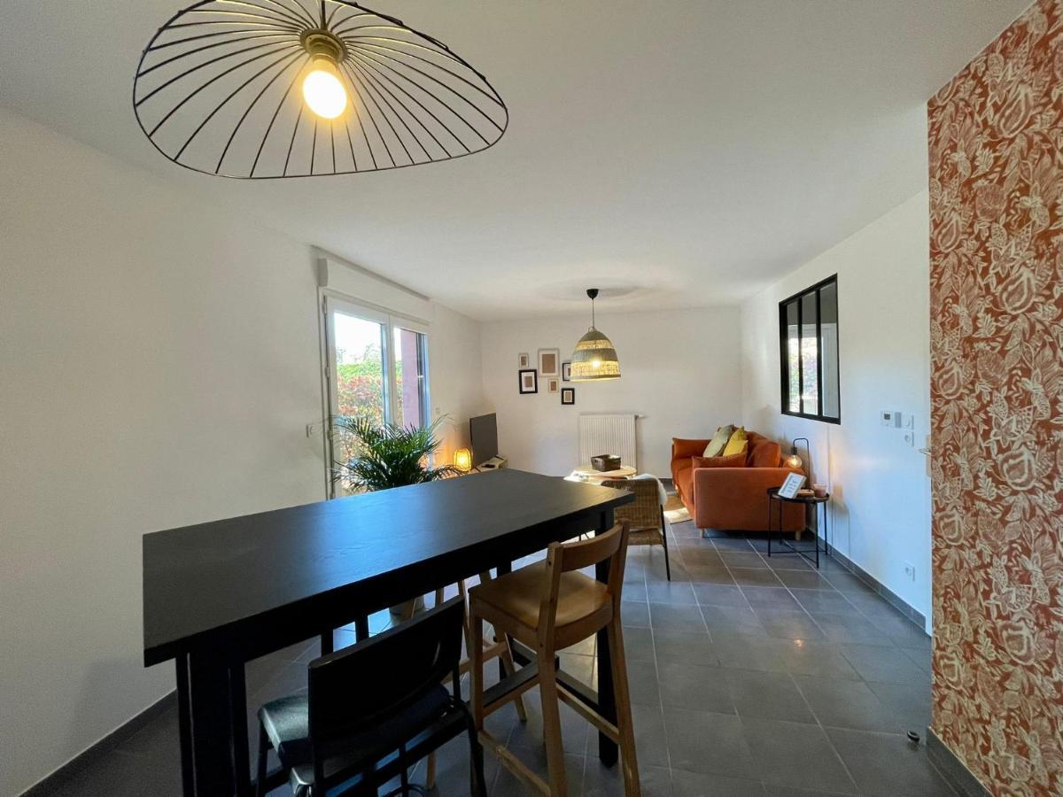 Le Loft De Genas - La Cabane Екстер'єр фото