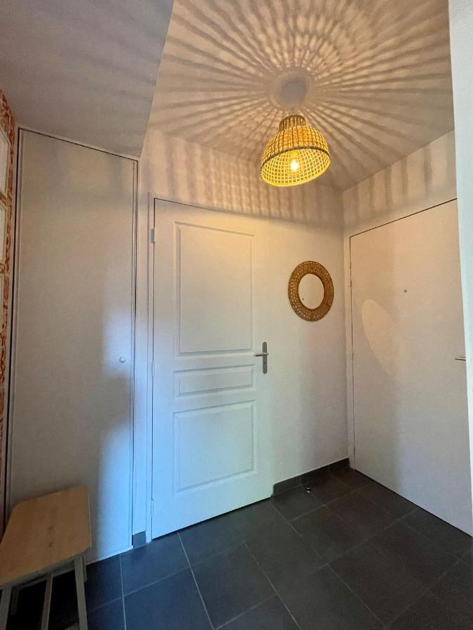 Le Loft De Genas - La Cabane Екстер'єр фото