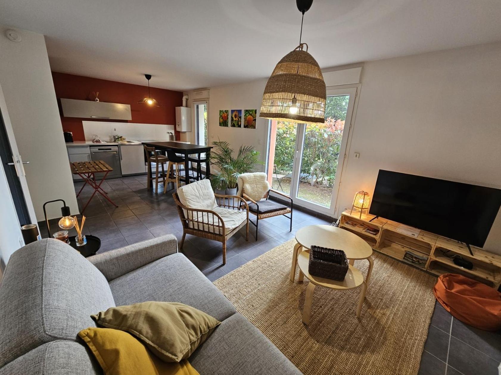 Le Loft De Genas - La Cabane Екстер'єр фото